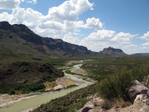 Mexico on the left, USA on the right.