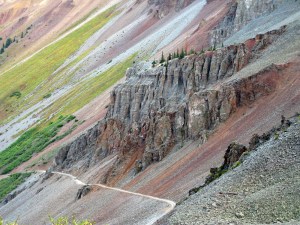 Other cars braving the treacherous pass.